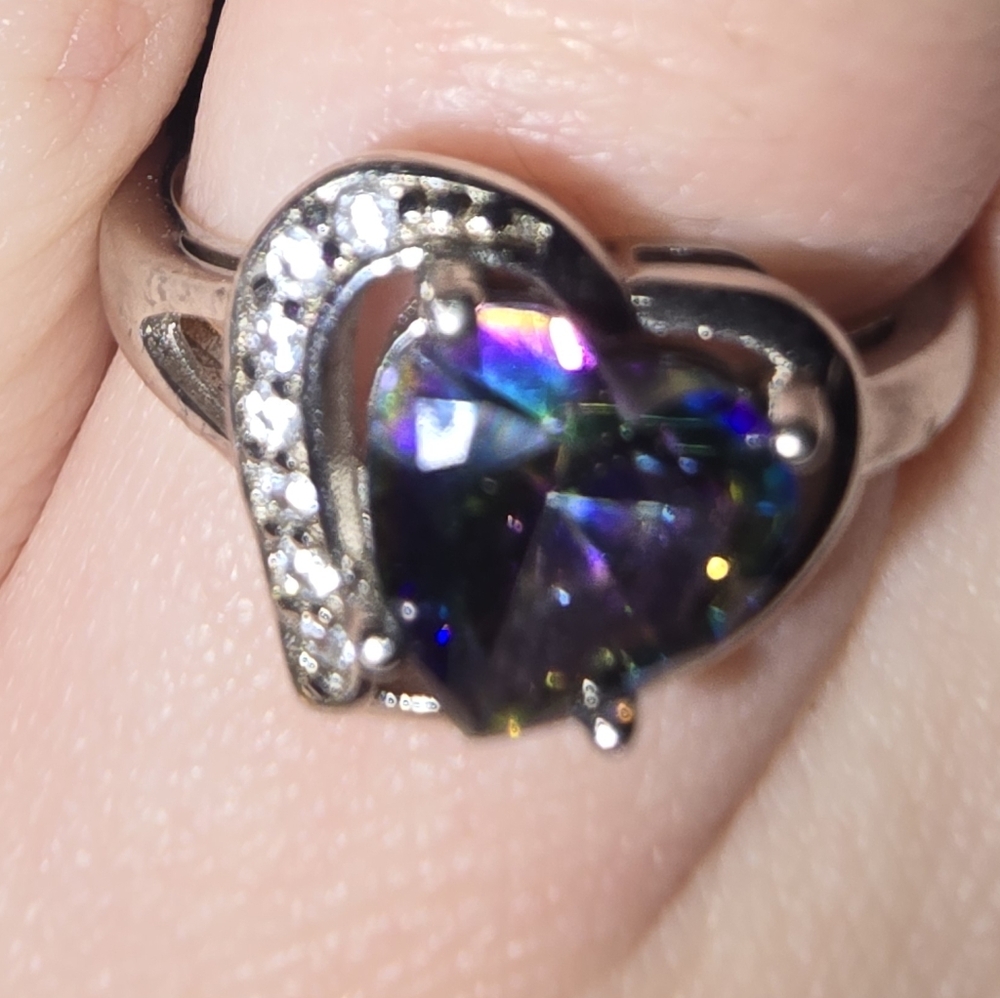 Heart-Shaped Silver Ring with Iridescent Stone